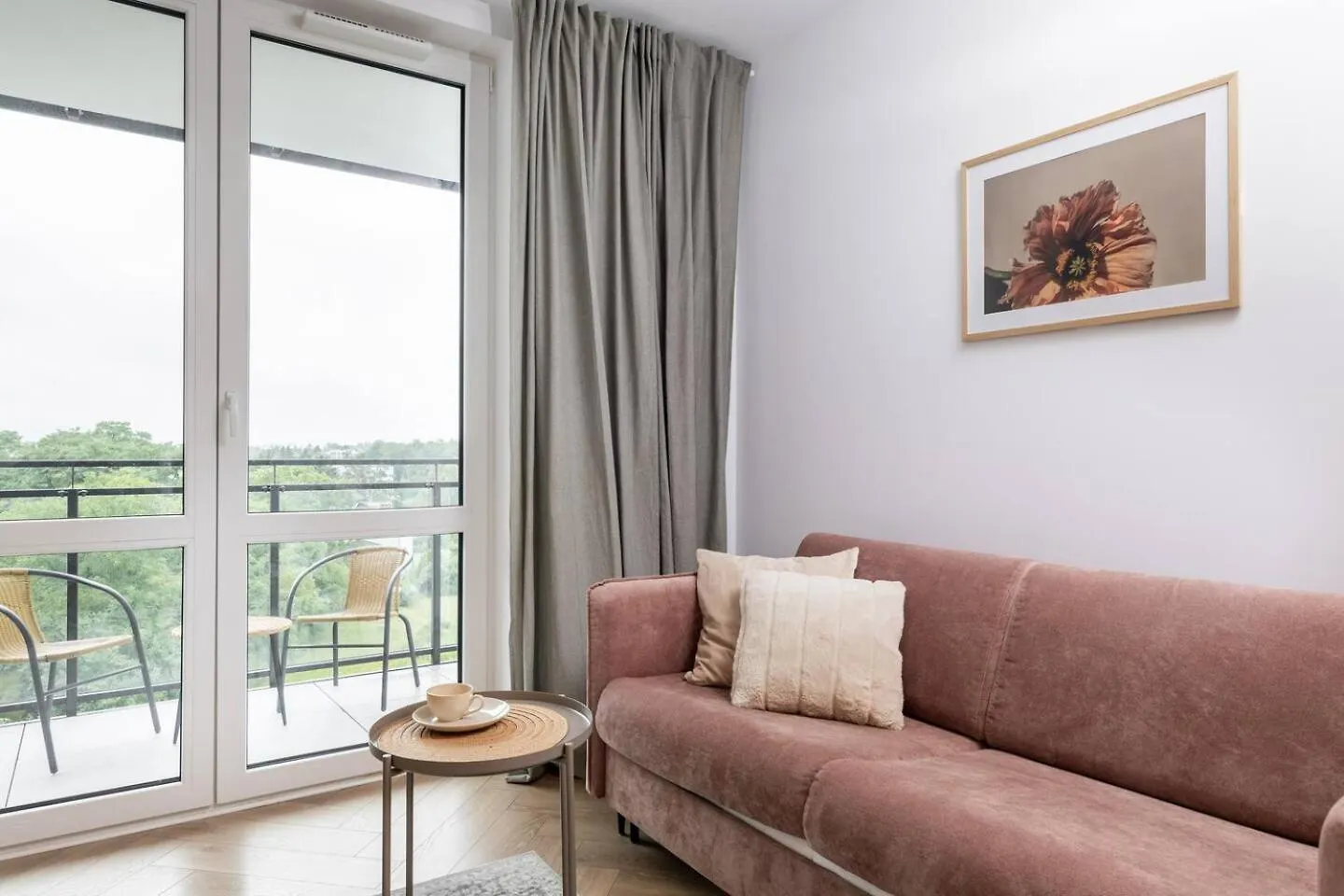 Rosette Apartment Wiktoryn Warsaw Poland