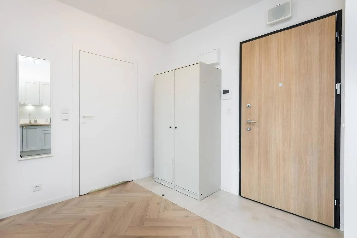 Rosette Apartment Wiktoryn Warsaw Poland