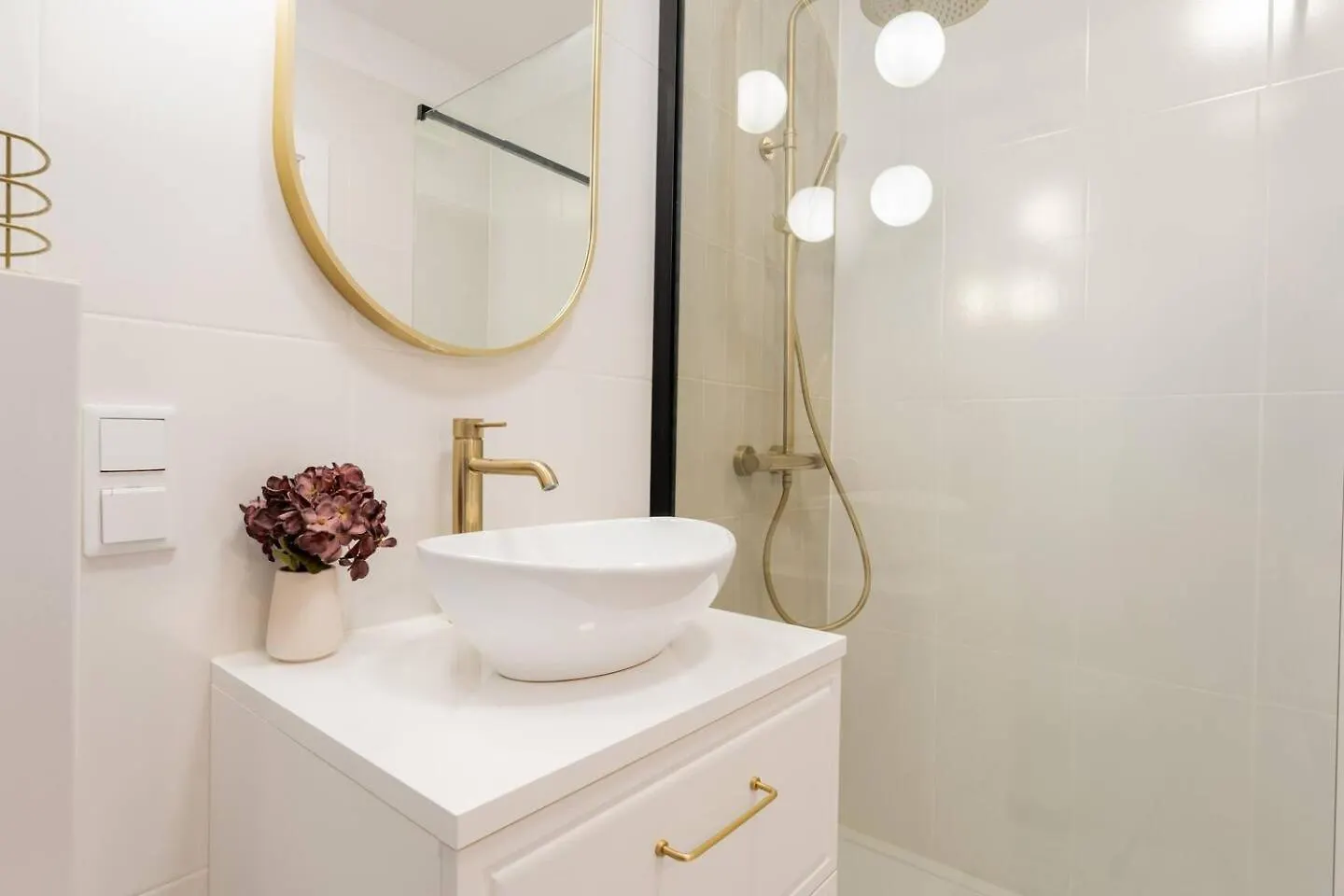 Rosette Apartment Wiktoryn Warsaw Poland