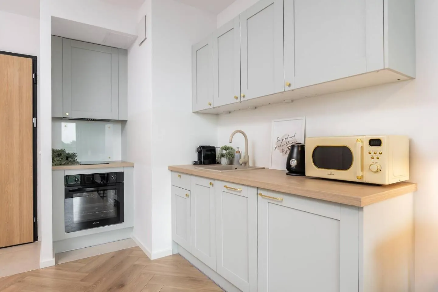 Rosette Apartment Wiktoryn Warsaw