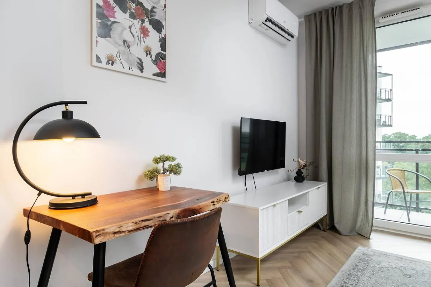 Rosette Apartment Wiktoryn Warsaw